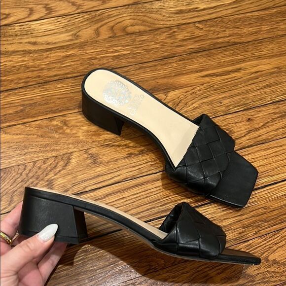 Vince Camuto Black Women's Slide Sandals - Picture 1 of 4